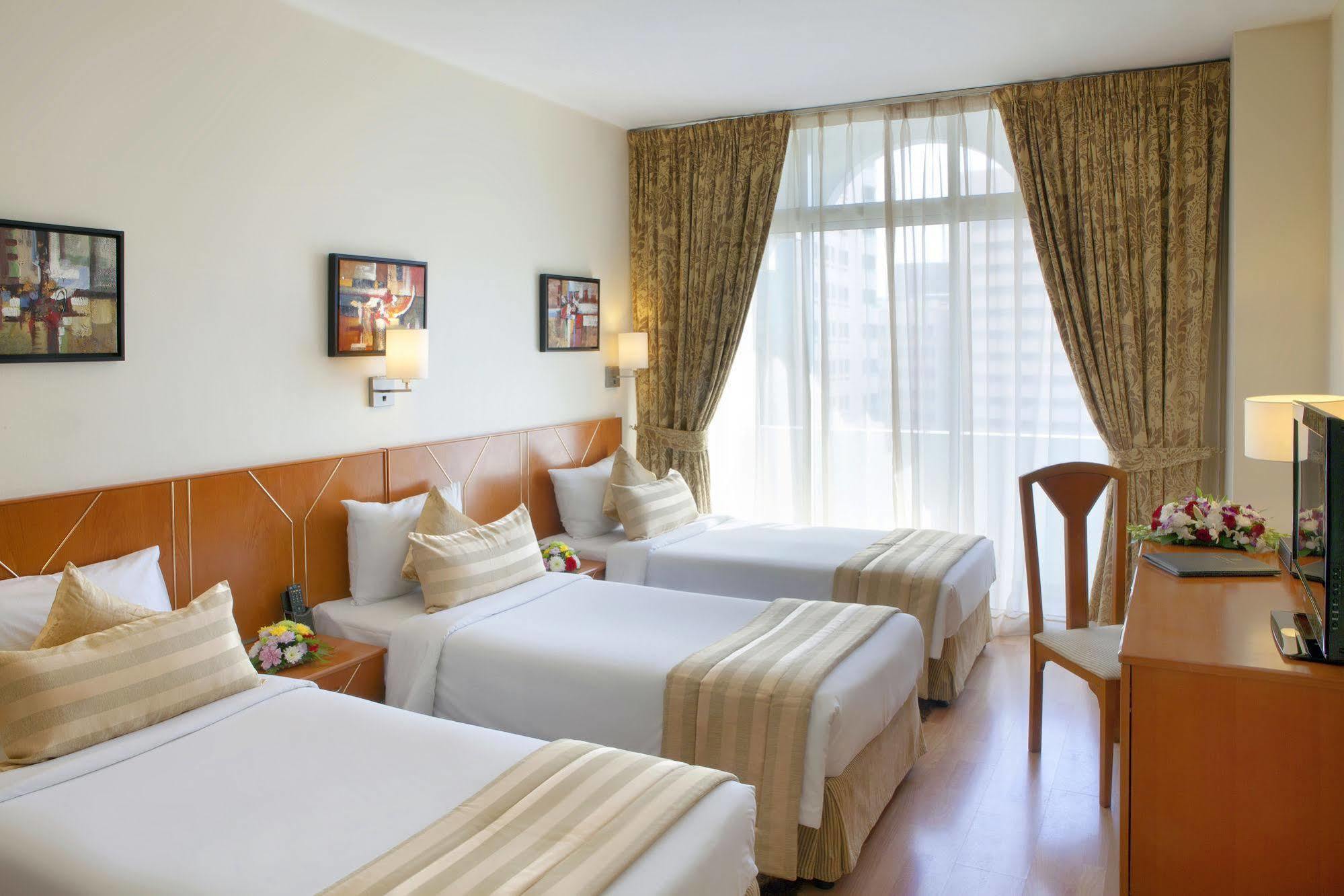 Landmark Plaza Hotel Dubai Exterior foto